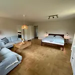 Liten Lind - Ferienwohnung In Sahlenburg